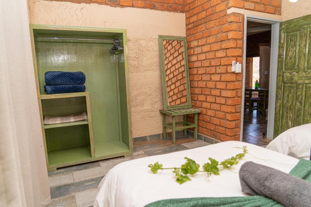 Otavi Vineyards Self-Catering & Camping Ngoại thất bức ảnh